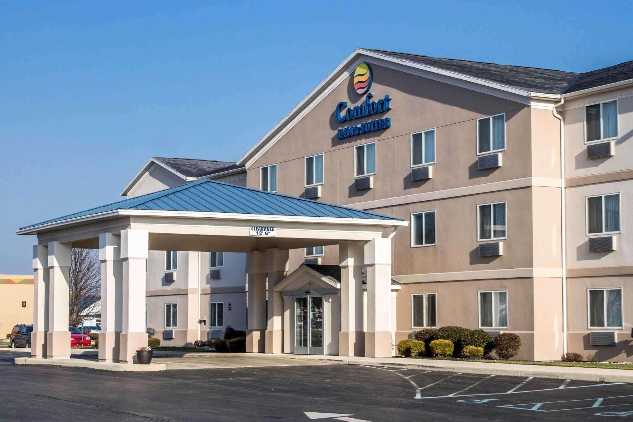 Comfort Inn & Suites Fremont Exterior photo